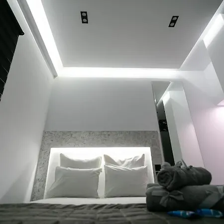Center Marble 40sqm Gas Heating 2smarttv Optical Fiber - Secured24h Private Entrance Daire