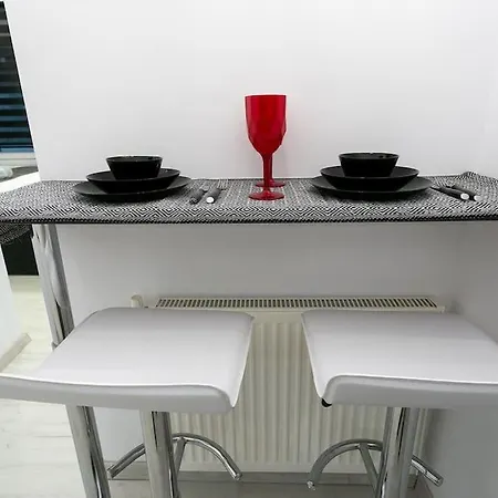 Center Marble 40sqm Gas Heating 2smarttv Optical Fiber - Secured24h Private Entrance Daire *