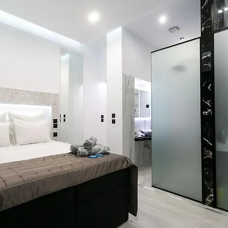 Center Marble 40sqm Gas Heating 2smarttv Optical Fiber - Secured24h Private Entrance *
